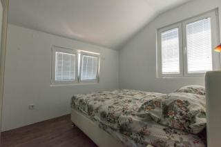 Apartments Elena - Budva - 9
