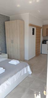 AVR Airport Deluxe Suites 6 AIRPORT FREE SHUTLE - Markopoulo - 8