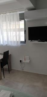 AVR Airport Deluxe Suites 6 AIRPORT FREE SHUTLE - Markopoulo - 2