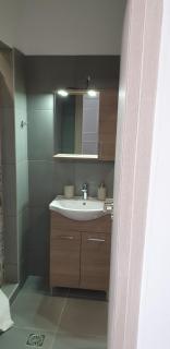 AVR Airport Deluxe Suites 6 AIRPORT FREE SHUTLE - Markopoulo - 1