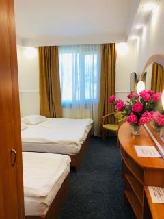 Hotel Taurus - Święta Lipka - 5