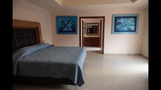 Room in Guest room - 20 Suite for 2 People - Torreón - 2
