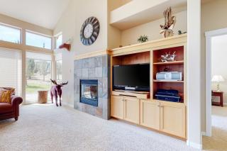Village Loop in Eagle Crest - Redmond - 7