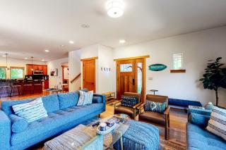 Creekside Retreat - Rockaway Beach - 5