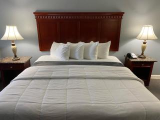 Quarters Inn & Suites - Antioch - 2