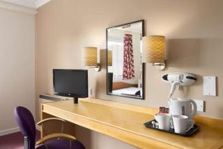 Days Inn Hamilton - 6