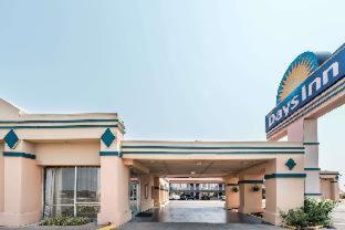 Days Inn by Wyndham South Fort Worth - Fort Worth - 4