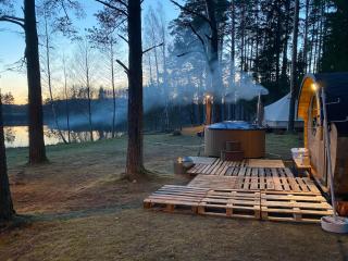 Saarjärve Puhkemaja Glämping - 1