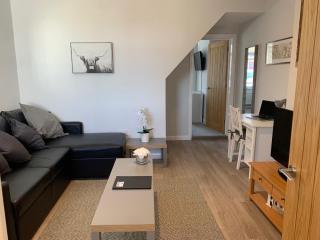 Eclipse Apartment No 3 - 6