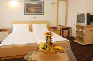 Hotel Montenegro - Budua - 8