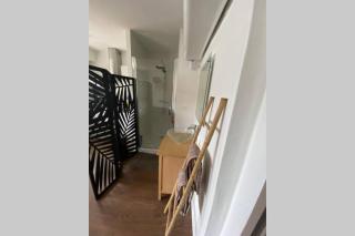 Le 13 du temple - plein coeur centre ville, résidence privée, 5mn gare Sncf, WIFI et Netflix - Niort - 5