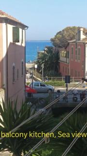 House of fly with sea view, front the beach - 0