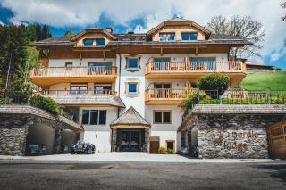 Nordic Lodge - Suite Hotel - 9