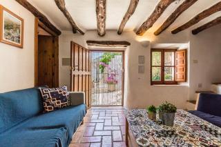 Casa Mundo - 16th century traditional white village house with pool - Pinos del Valle - 9