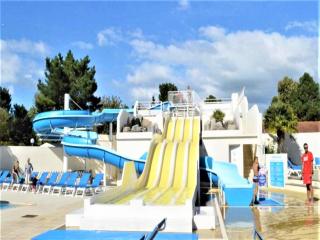 3 Bed - Sleeps 6 - On-Site Activities - Parking - 1