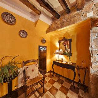 Elegant Villa in Priego de Córdoba with Private Pool - 3