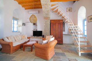 Traditional Villa in Ktikados - 3BR and SeaView - Khatzirádhos - 3