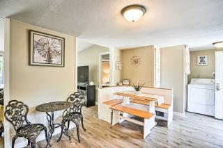 Cozy House with Huge Yard about 16 Mi to Fort Bragg - Lillington - 1