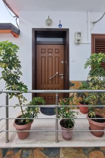 Downtown Apartment - Berat - 8