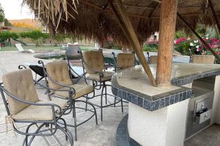 Private mountain retreat with pool and mini-golf - Oakhurst - 1
