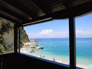 Fetsis Apartments - Agios Nikitas - 0