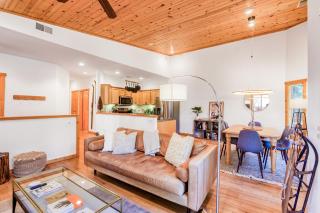 Truckee Treat - Truckee - 5