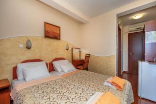 Apartments Pod Lozom with Seaview - Petrovac na Moru - 3