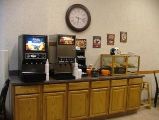 Best Western Plains Motel - Wall - 7