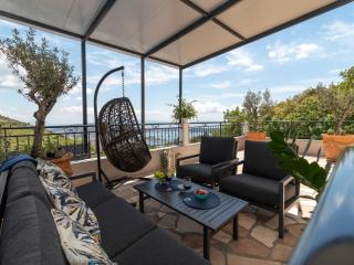 Scenic Sea View,Three Bedroom Villa with Pool - Trogir - 6