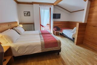 Hotel Croux - 4