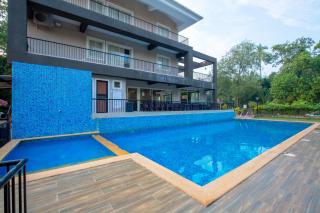 2BHK Stunning Apartment with Pool - 7