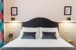 Contus Rétro Guest House - Cagliari - 2