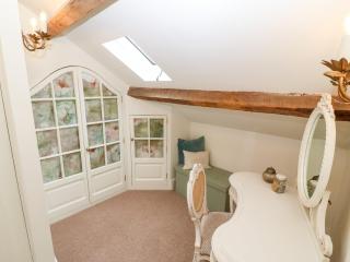 The Little Coach House - 2