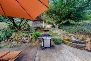 Little Nest - Cloverdale - 2