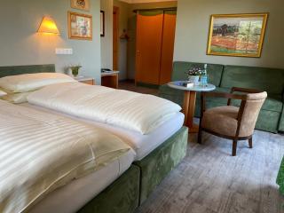 Hotel Edelweiss Kitzbühel - 1