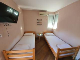 Apartments Bellavista - Luštica - 9