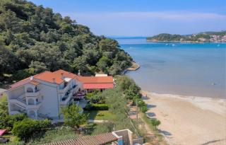 Apartments Halovic - Kampor - 0