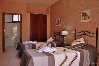 Hotel Atalaya - 9