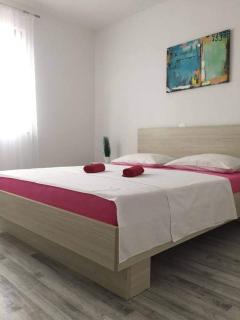 Apartment Ante and Dijana - Starigrad-Paklenica - 9