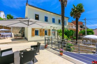 House TINAC - 9
