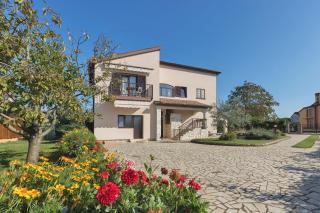 Apartments Istra Croatia - Valbandon - 0