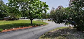 The Tallwood Motel - 6