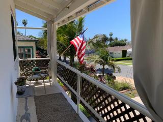 Quiet3BD2BABikesDeckGarageLaundry - 2