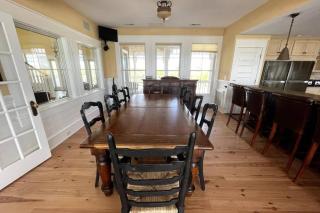 Oceanfront grandeur in 4x4 Outerbanks - Mark Twain - Corolla - 8