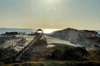 Oceanfront grandeur in 4x4 Outerbanks - Mark Twain - Corolla - 1