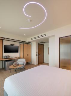 Hyperion City Hotel & Spa - 9