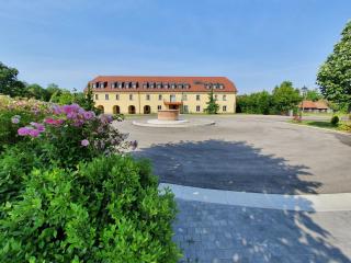 Hotel Dvorac Jurjevec - Lekenik - 4