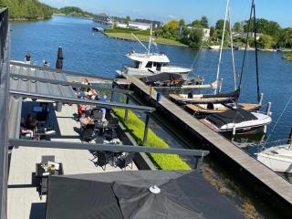 Näher am Wasser kann man nicht wohnen! - Arnemuiden - 4