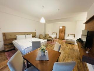 Fuk-tak apartmani&restoran - 1