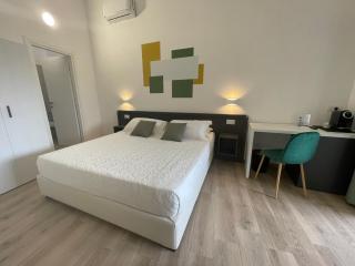 Admayora Guest House - 0